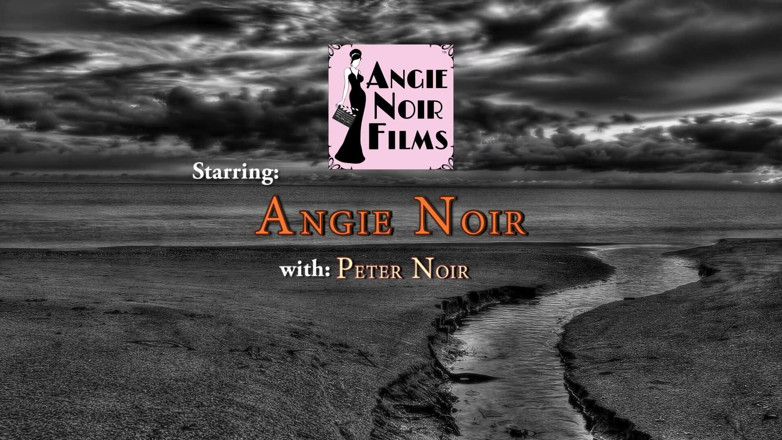 Angie Noir: Con trai riêng, tôi không phải là chị kế của...