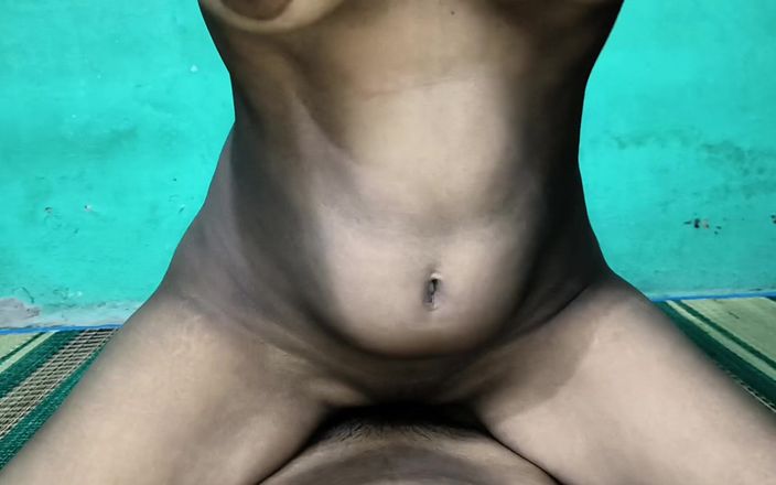 Tamil Girl Sex: Hintli tamil kız doktor hastayla sert sikişiyor net ses