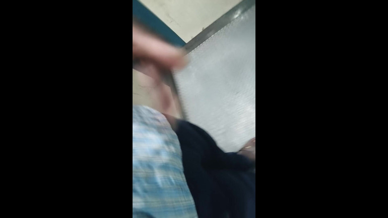 CarvingShovel: 手コキを示すリフト