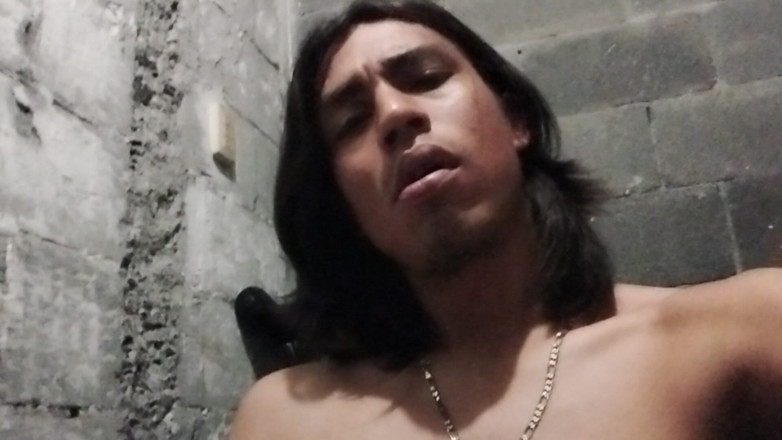 AlexAlejandro13: Welcome to My Toilet Full of Masturbations