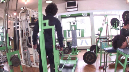 JapaneseAmateur: Curva își desface picioarele în timp ce iubitul își împinge pizda din 2 și încolo până la...