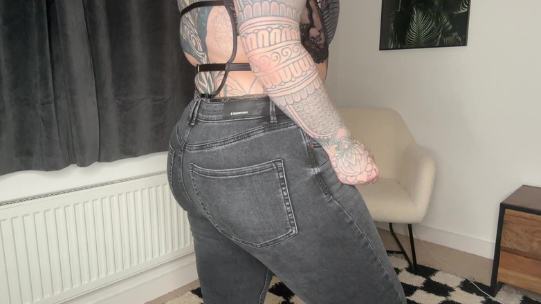 Miss Valentina: Denim jean joi