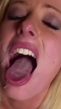 Dieses Mädchen Melissa Lauren bekam DOPPELPENetrations-Action mit diesen Herren Alberto Rey und Trent Tesoro