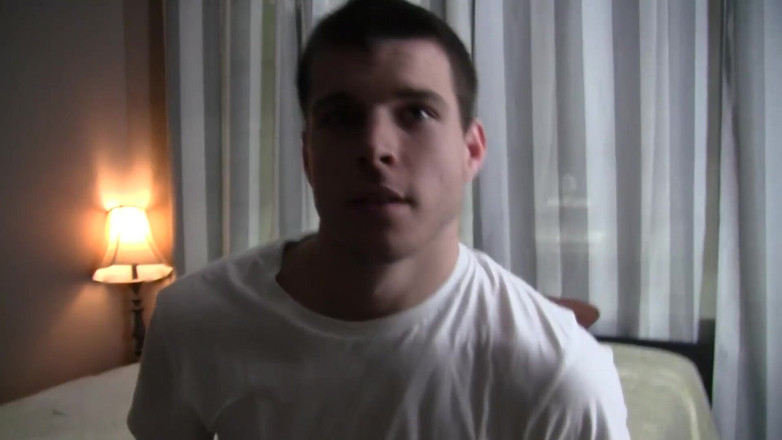 Boys half-way house: Uma townie de 19 anos com dois finais felizes