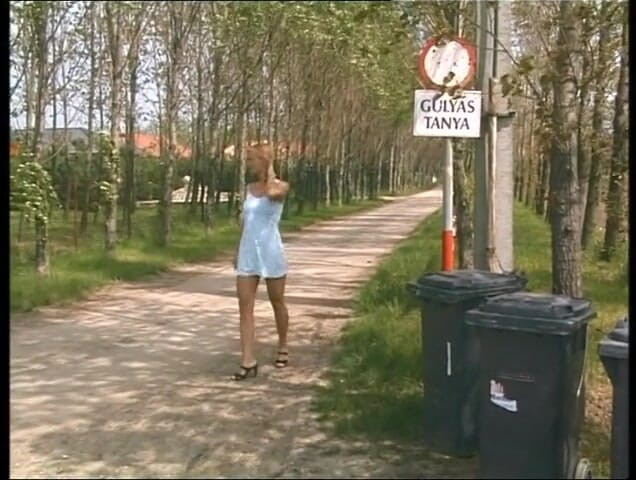 All about pee: Solo pee girls - Barbie B.'s second time pee