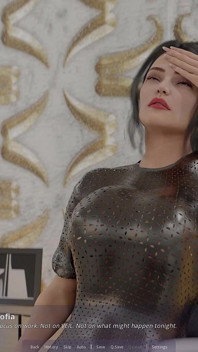 Secretară sexy și incitantă care are o aventură sexuală cu un bătrân urât