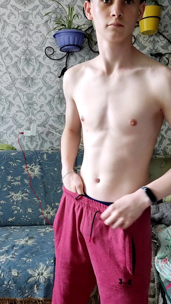 Ethan Alpha: Tengok tubuh saya