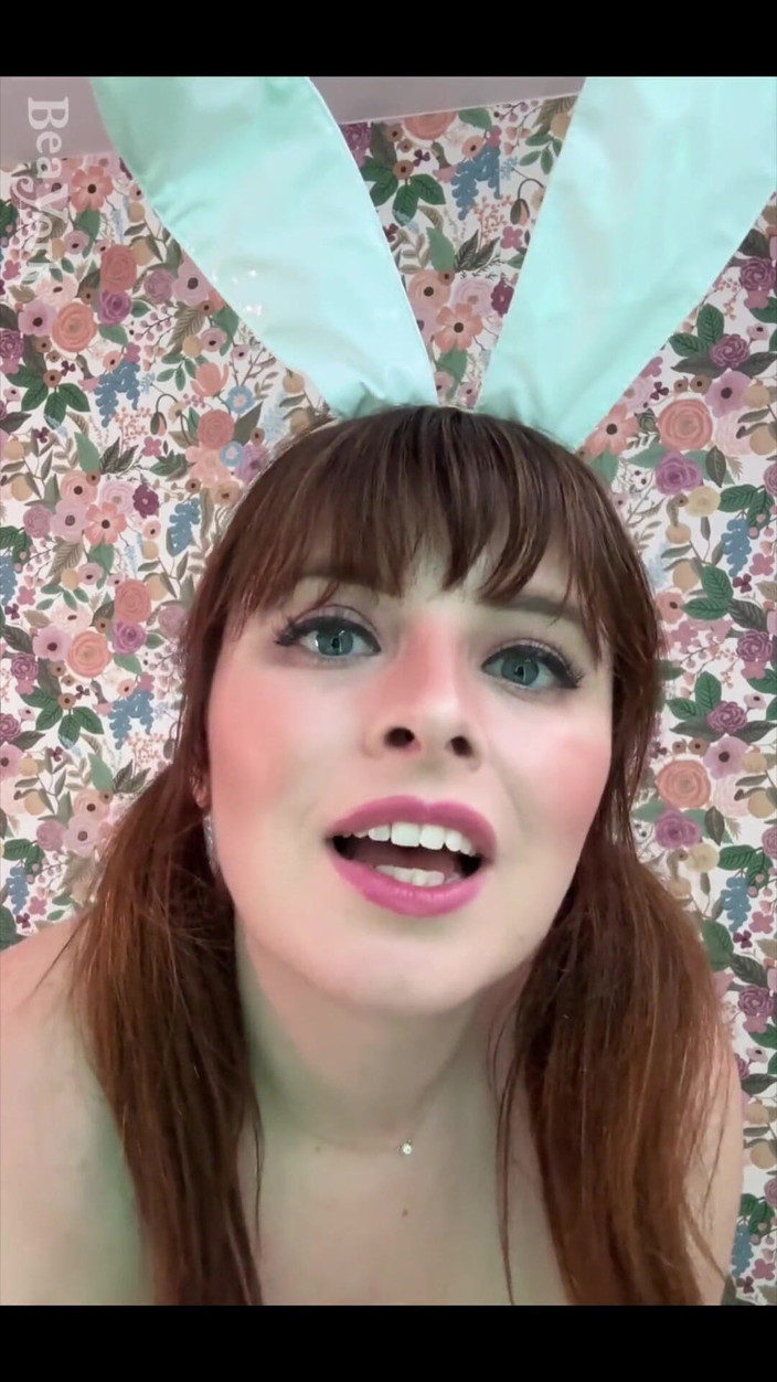 Bea York: 701734250088505344.mp4