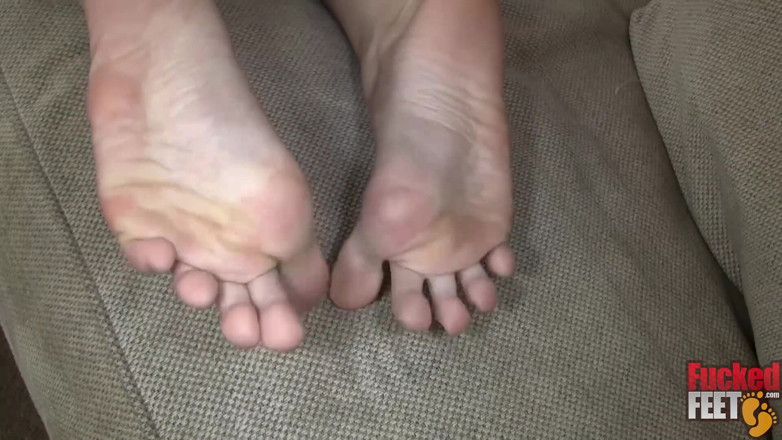 Fucked Feet: Sexy asijská foot job!