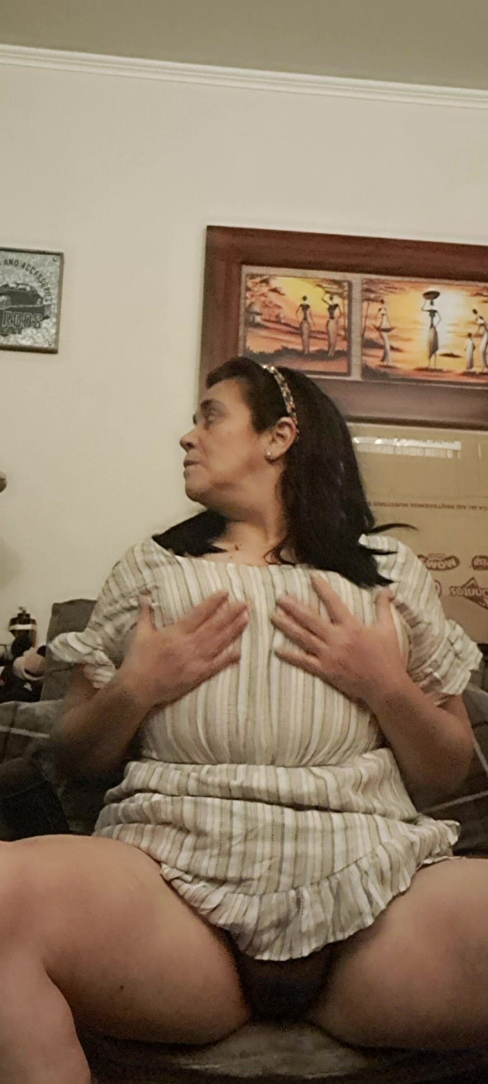 Mommy big hairy pussy: 밀프 새엄마 롤플레이.