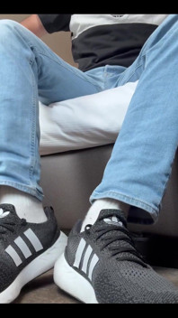 Just Arrived in Manchester with My Sweaty Socks on! Who Sniffs?