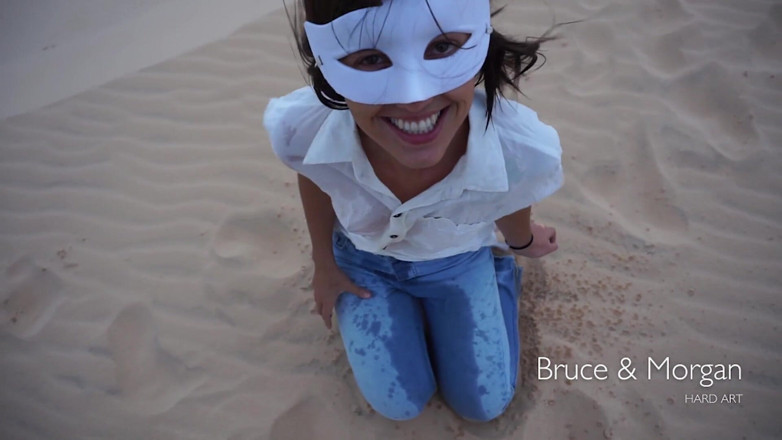 Bruce-and-Morgan: Çölde susamış Morgan