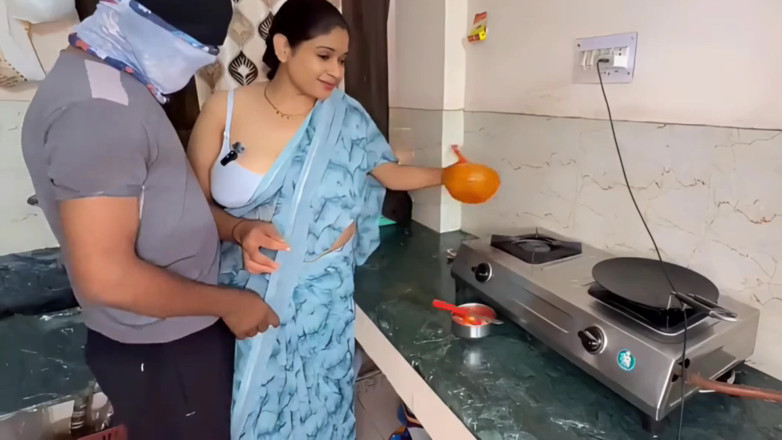 FantacyCouple: Indian Unsatisfied Bhabhi Lusty Sex with Devar on Kitchen Stand