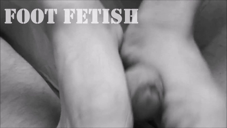 Cuckoby: Fetiche de pies - masaje con el pie