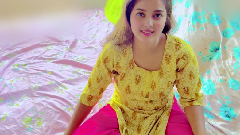 Fuckkkker: La bella moglie indiana fa sesso con il capo