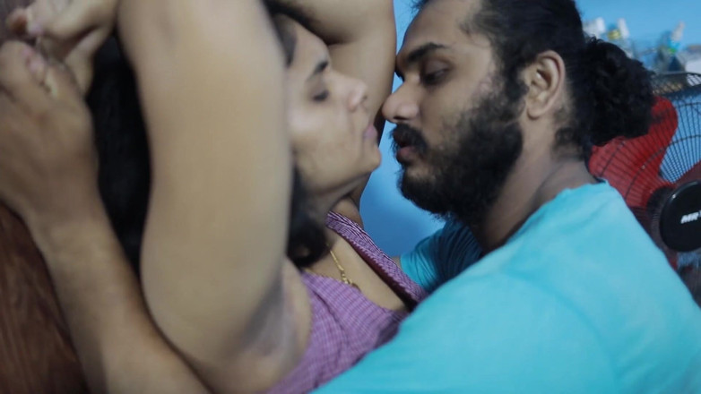 Vaigavarun45: Romansa saree - ketiak vaishnavy dan sharun raj lagi asik jilat...
