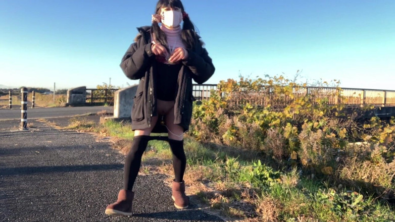 megu2002: 自主トレーニング No37 ストッキング直穿きで日課の朝露出散歩