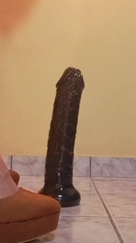 Я не могу устоять, когда вижу его стоя!!