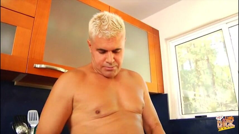 Little Dick Club: Going Clubbing