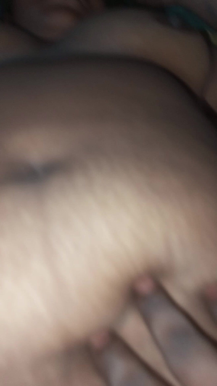 payGirl: Toto je mých dvanáct dokončených videa, ve kterém nevlastní otec...