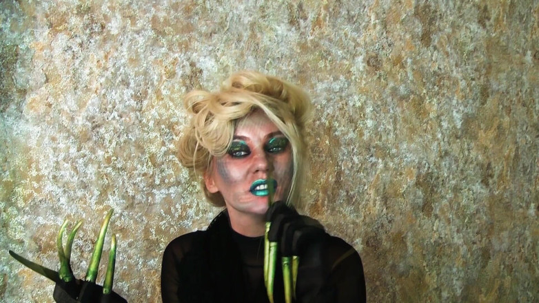 Goddess Celine: Experimento científico de Halloween
