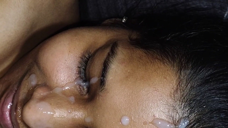 Islam saha: La matrigna si è svegliata quando il mio cazzo dentro