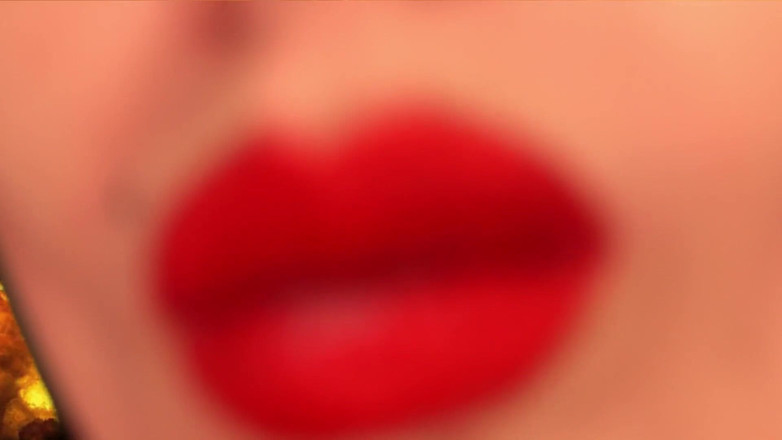 Goddess Misha Goldy: Dentro de um Diabo! Devorado fetiche!