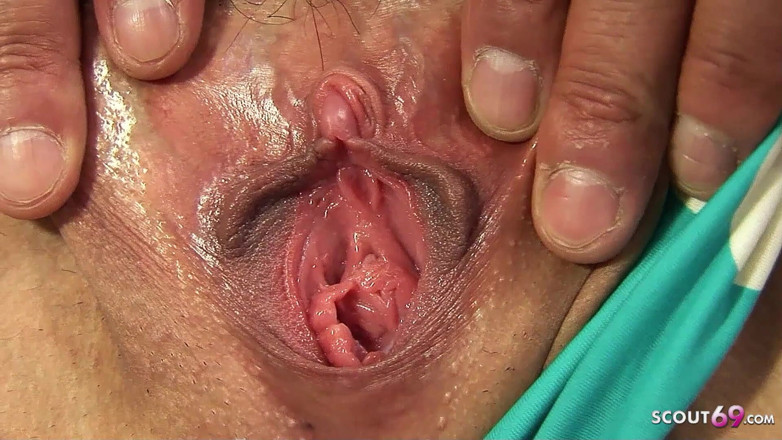 Asian porn collection: baalon vaali choot vaali pyari dubli kamsin ko sautele paapa...