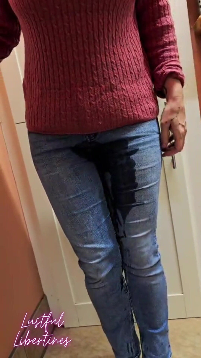 Lustful Libertines: Jeans Wetting