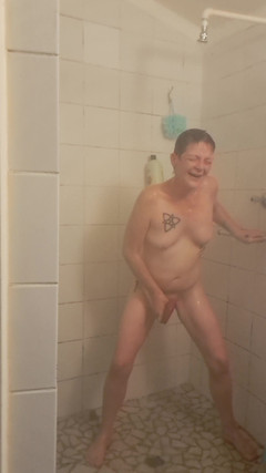 ZenitheBloodRose: Sesi Mandi Super Berwap