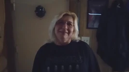 मम्मी की सबसे अच्छी दोस्त मेरे लंड की सवारी करती है