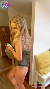 Wifebucket Amateurs - Honey, Why Taking Solo Selfies When I Can Capture Us Fucking?
