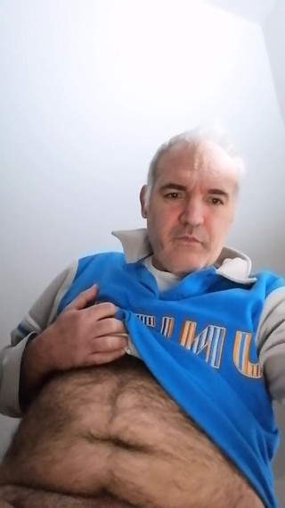 Setesesso7: Penisim giderek sertleşiyor!