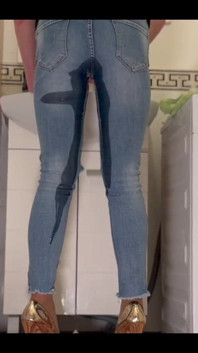Desperate Wetting My Jeans and Super Gold Highheels - Full Video More Than 10 Minutes Only for Subscribers
