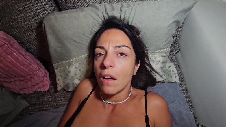 Ferrero anal experience: O amigo do meu marido me enquanto ele saía de...