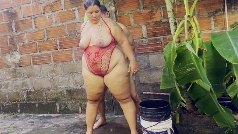 Lexly_16: Můj soused vejde do mé zahrady a tohle se stalo úžasné