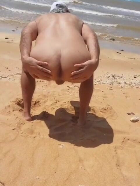 Ladysilvas: Ladysilva naga na plaży