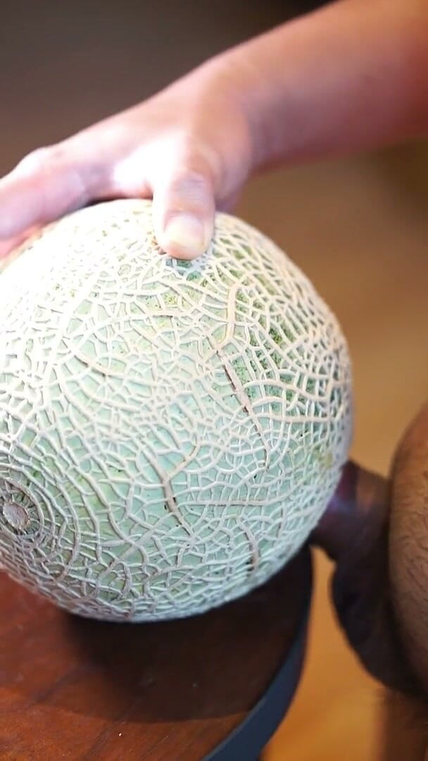 Milky Tata: Fuck Melon in Hotel.