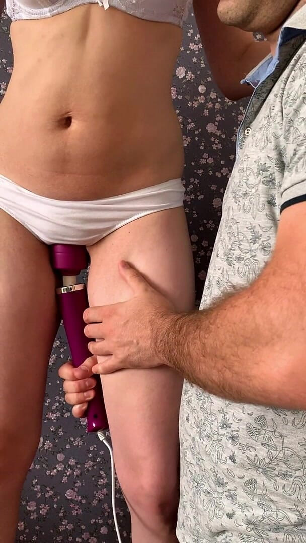 Julia-Softdome: Contractions d’un orgasme féminin, vidéo maison