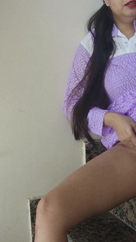 インドの村の女の子が初めての屋外セックスビデオ、デジ美しいティーンガール義理の娘タイトマンコトリプルXビデオ