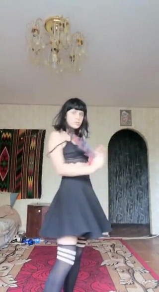 Kisska: Гарячий стриптиз