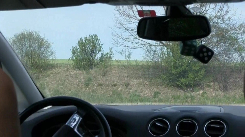 Popp Sylvie: Nuda in macchina - autoprodotto all'aperto