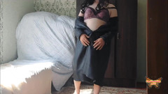 Kitty_Cross: Crossdresser Kitty Leather Coat sluneční brýle a sexy podprsenka přírodní...