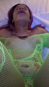 Pretty Lightskin Ebony with Fat Ass Loves to Suck Cock
