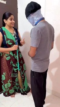 pars se paise churaane ke lie larke ke saath Kamwali seks