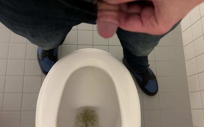 Wichskumpel: Liten förhudskuk, kissa i klinik