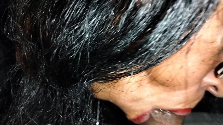 DogSafdo: Mature Woman Loves to Suckle Her Man