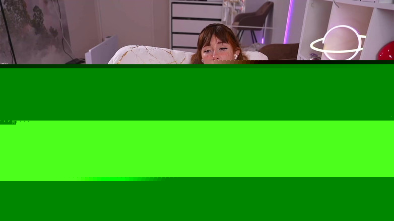 Cissy Glitter: Ngentot dildo dengan kakiku di atas udara