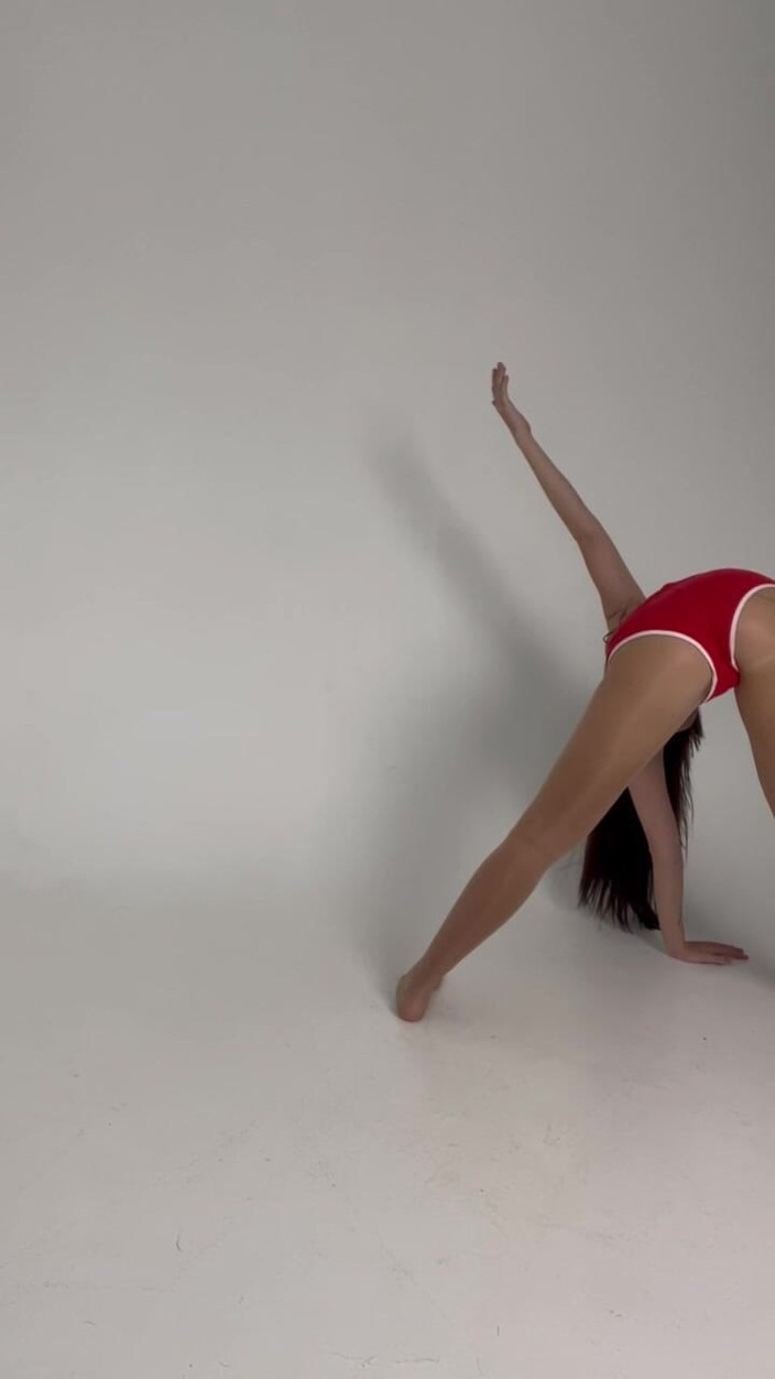Skinny_lady69: Stretching Sexy Red Shorts