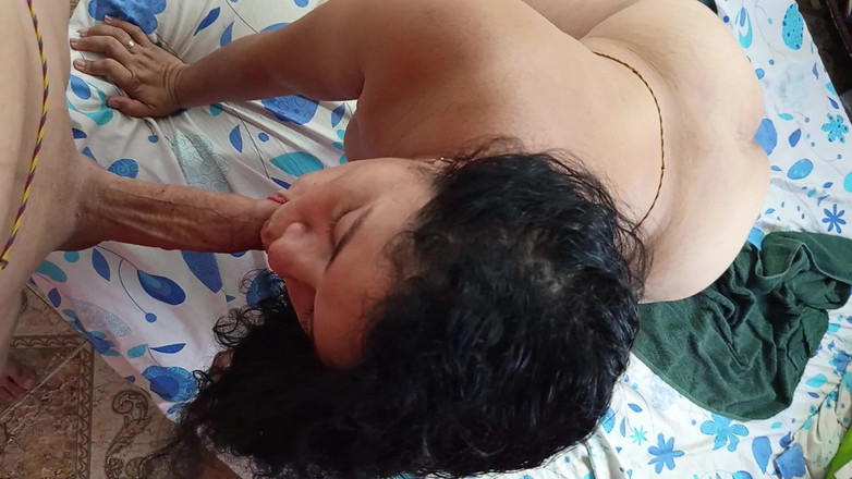 Valkyrieandluigy: Gordita chica chupando sabroso